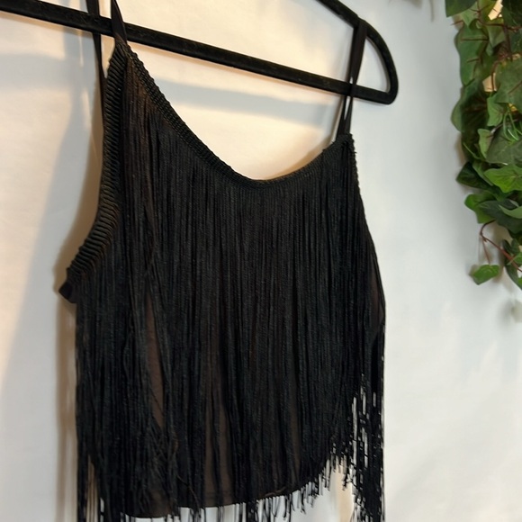 Love J Fringed Blaxk Crop Top 💕 - Picture 2 of 6